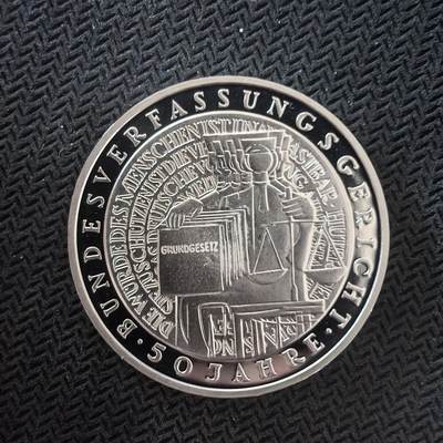 道一币馆币章第一百六十四场 - 德国2001年联邦宪法法院成立50周年10马克精制银币 15.5g 925s 