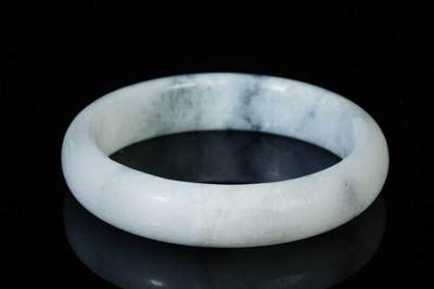 上海都达杂项专场三十四【年后发货全场包邮】  天然和田玉点墨青花手镯86-37