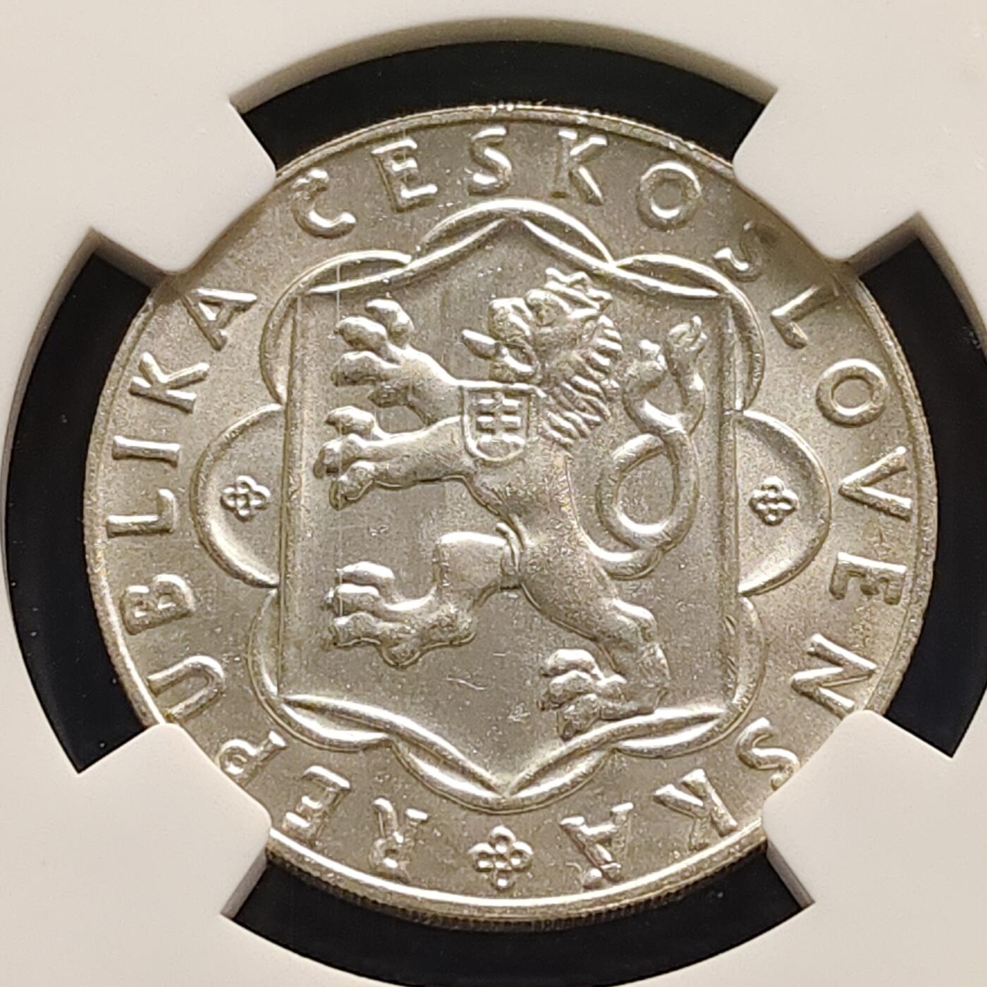 【全场包邮】纯粹捡漏拍497场-持续更新中 捷克斯洛伐克1954年10克朗斯洛伐克起义十周年纪念银币【30毫米12克50%】-NGC MS63