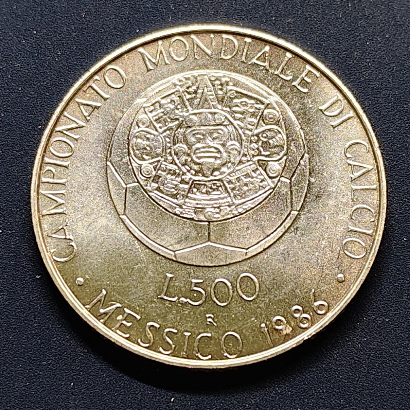 【全场包邮】纯粹捡漏拍497场-持续更新中 意大利1986年500里拉墨西哥世界杯纪念银币【29毫米11克83.5%】
