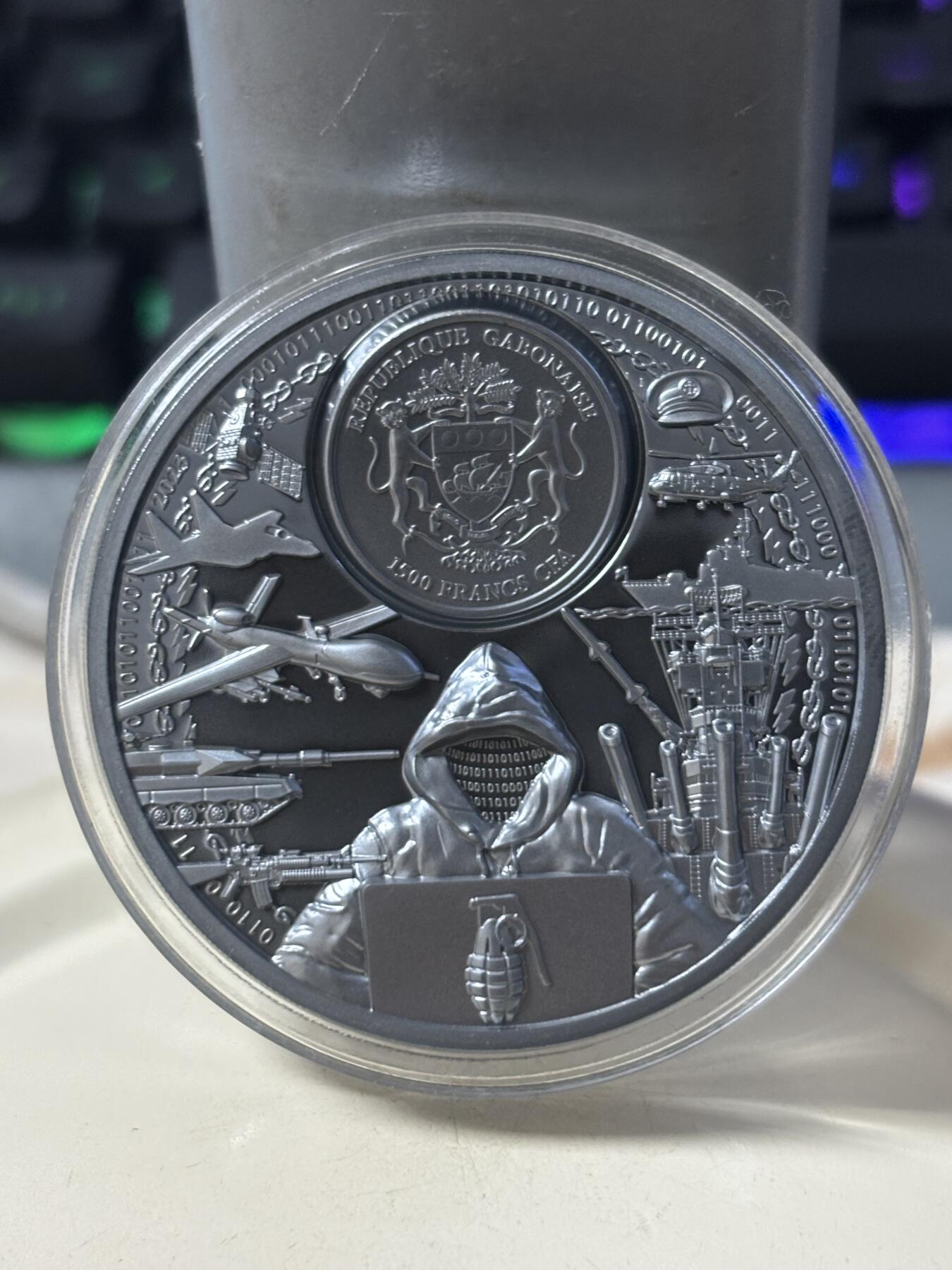 第189期拍卖 加蓬2023年过去与未来战争没有赢家钌化2盎司银币，999银，发行99枚