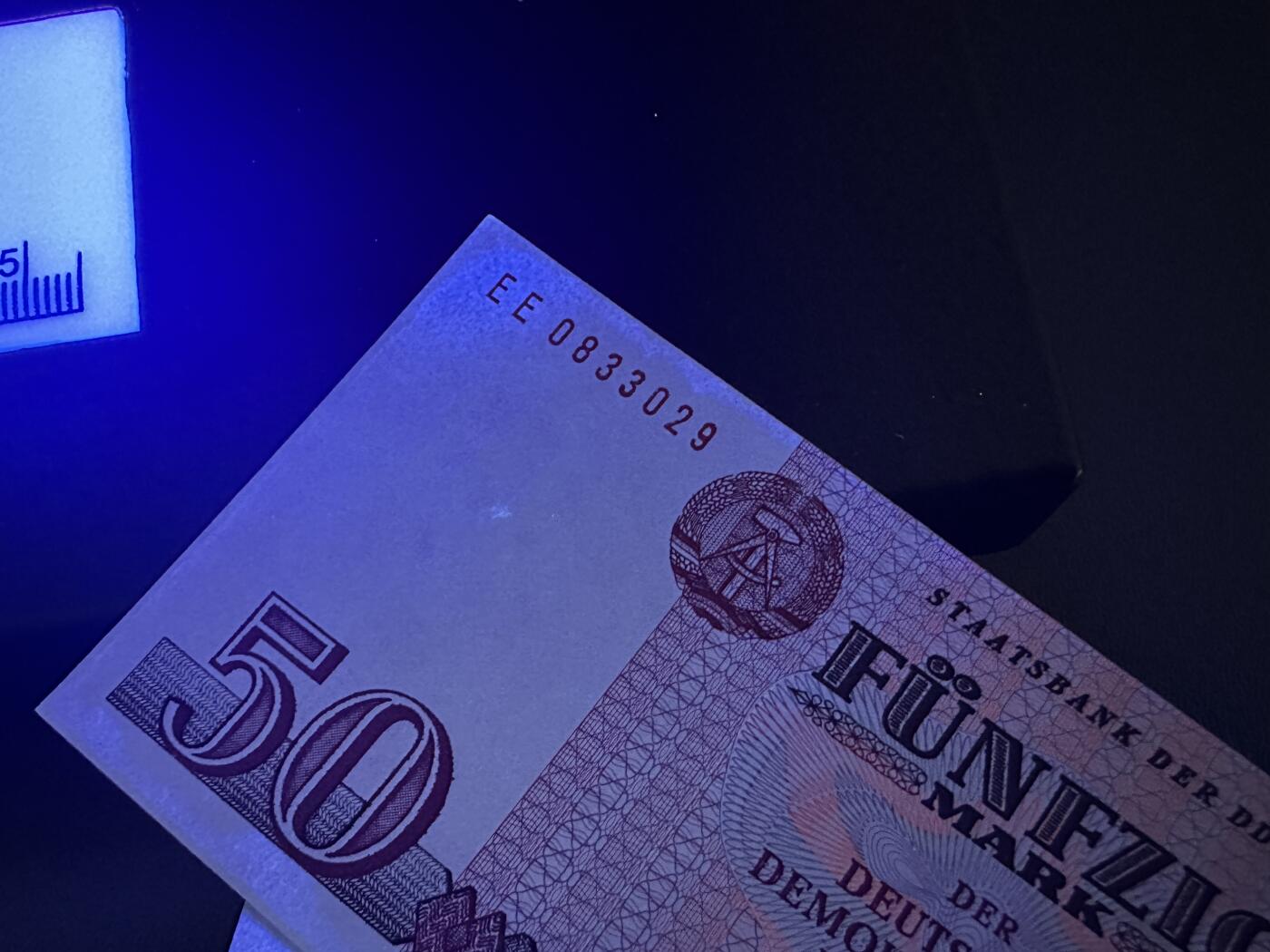 《外钞收藏家》第六百零三期（精选场）（本平台长期征集拍品、欢迎藏友们联系合作） 东德5-50马克 全新UNC 四张一起 50轻微荧光反应