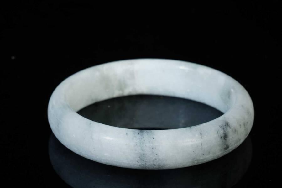 上海都达杂项专场三（全场包邮） 天然和田玉点墨青花手镯86-37