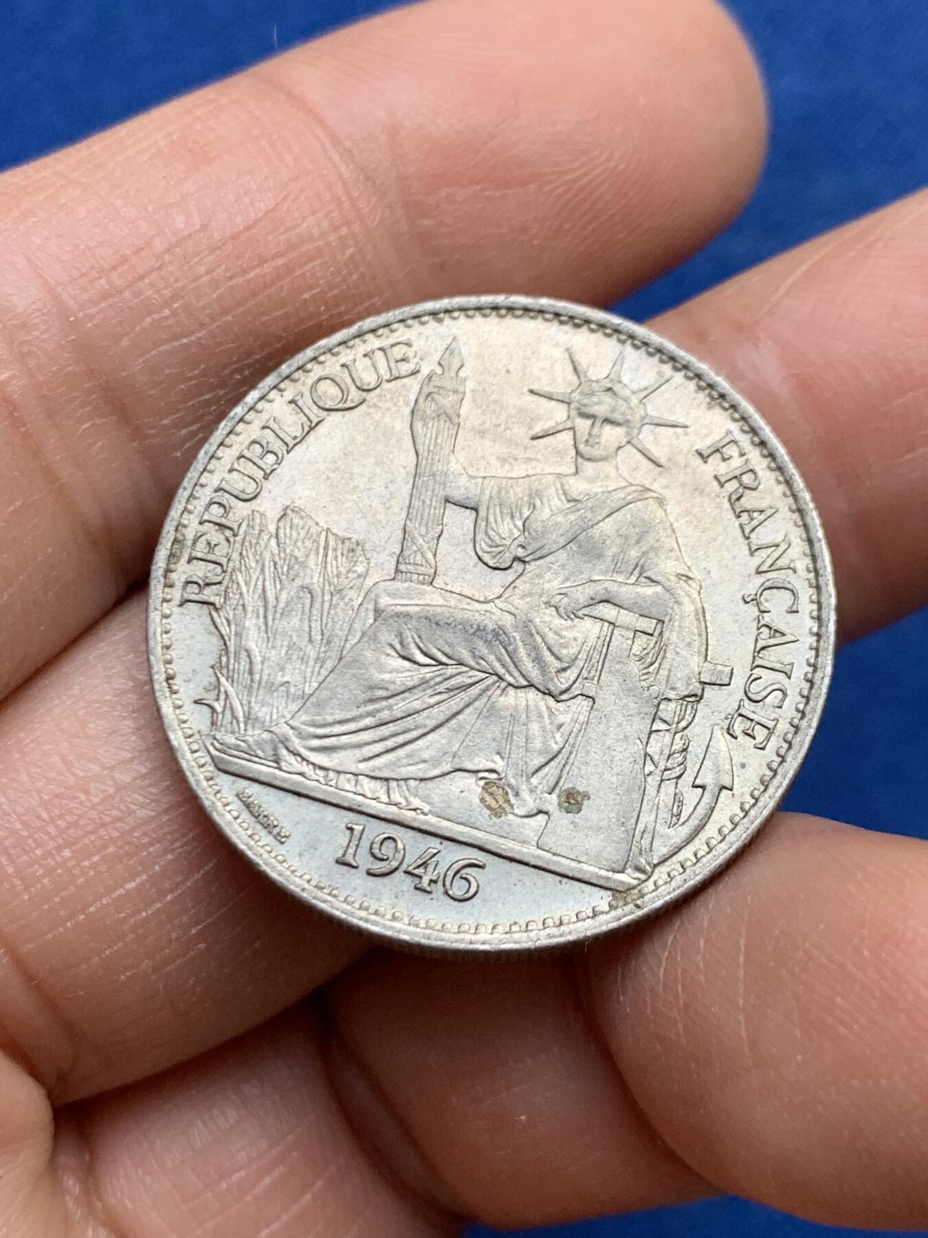 《竞宝斋》第459场 周日，周一，2场连拍 （全场包邮）欢迎送拍 法属印支1946年小坐洋女神50分