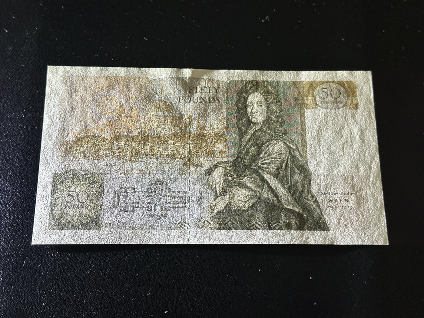 《外钞收藏家》第六百零三期（精选场）（本平台长期征集拍品、欢迎藏友们联系合作） 英国D序列50镑 全新UNC