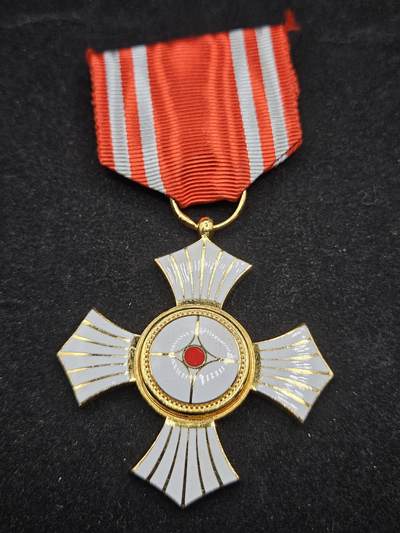 0元起拍勋章 第327期 咸鱼国勋章拍卖专场 1月21日（周三）下午6：00开始 - 金鵄瑞光章