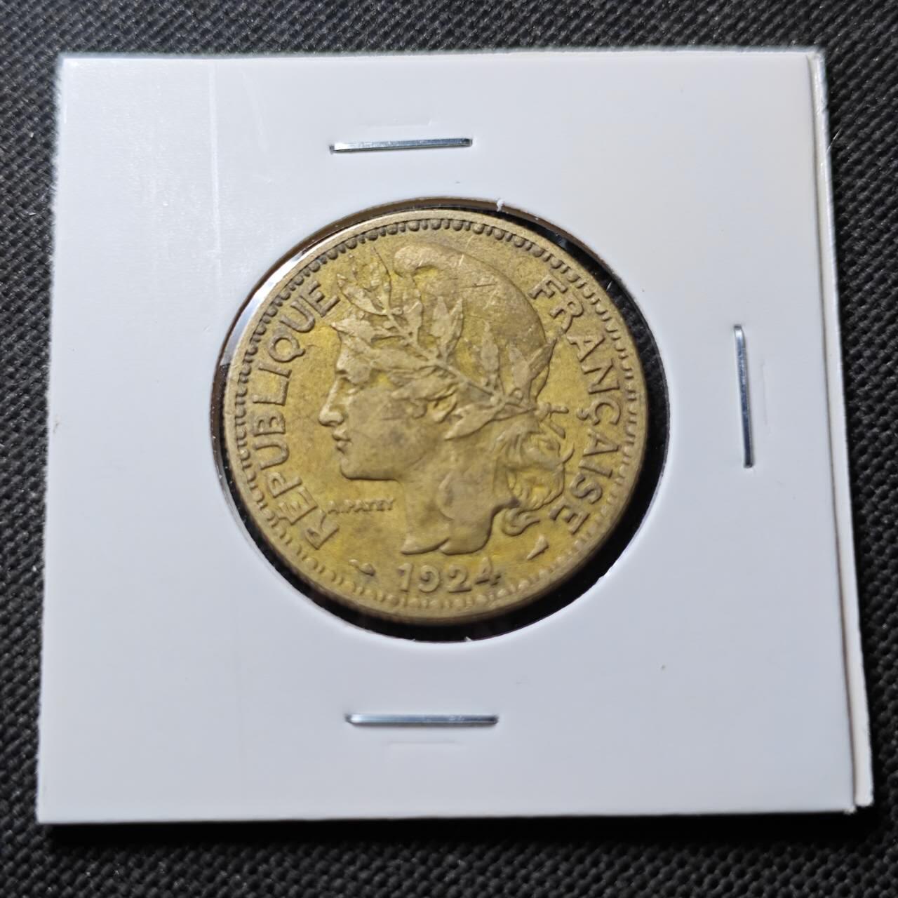 KK钱币收藏小铺  第400期  百期特拍（四拍之四）2月预留时间 周末发货  1924法属多哥2法郎铜币