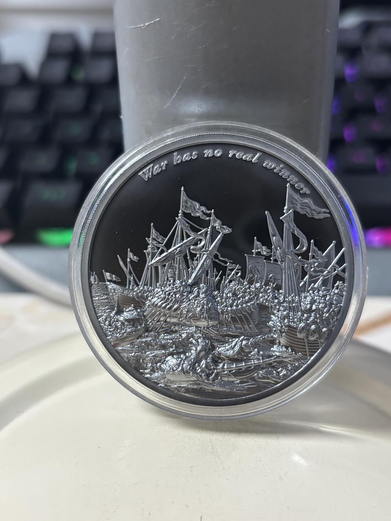 第189期拍卖 加蓬2023年过去与未来战争没有赢家钌化2盎司银币，999银，发行99枚