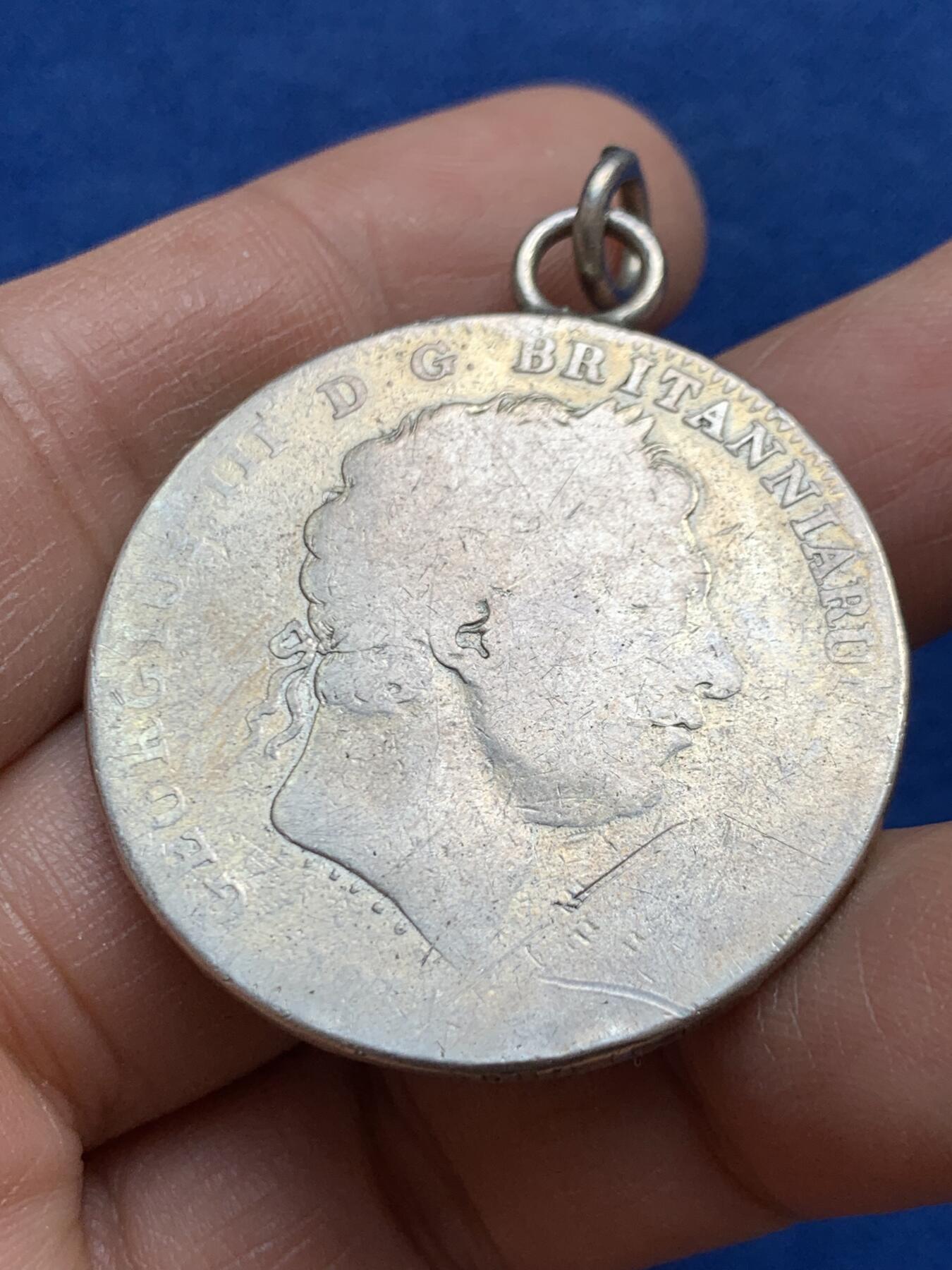 《竞宝斋》第459场 周日，周一，2场连拍 （全场包邮）欢迎送拍 英国乔治三世马剑银币 925银 28.05克 37.7mm