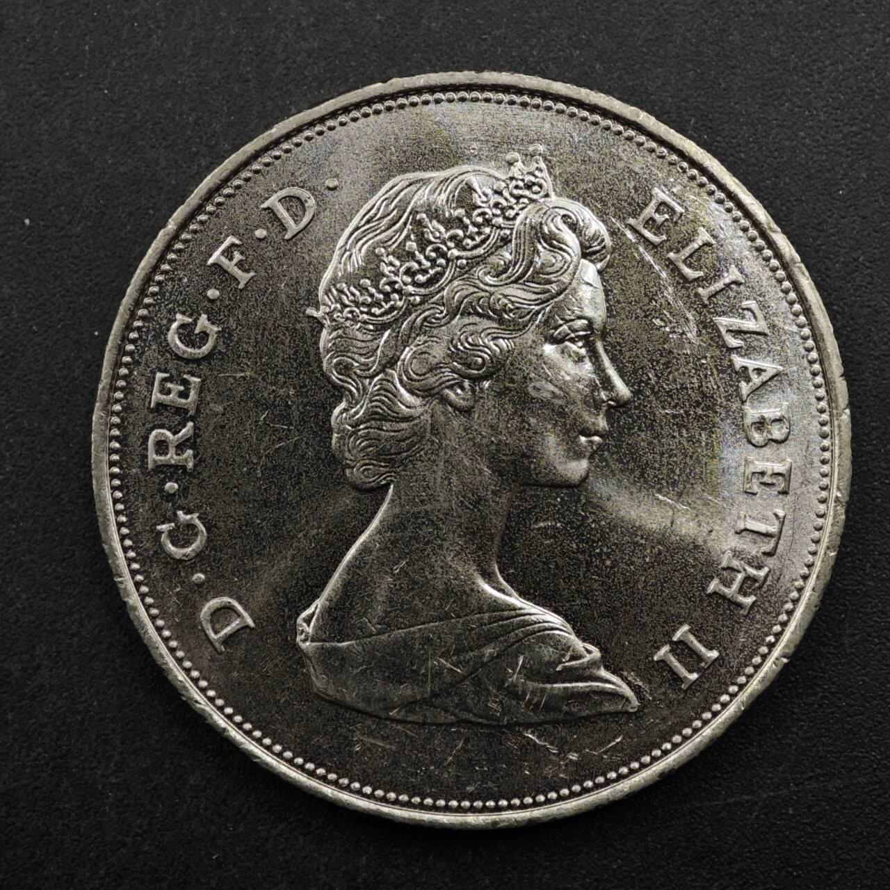 【淘币小摊】实时拍第八百五十拍   散币银币场   满百包邮可预留二周 每周一统一发货   英国1980年女王母亲纪念币