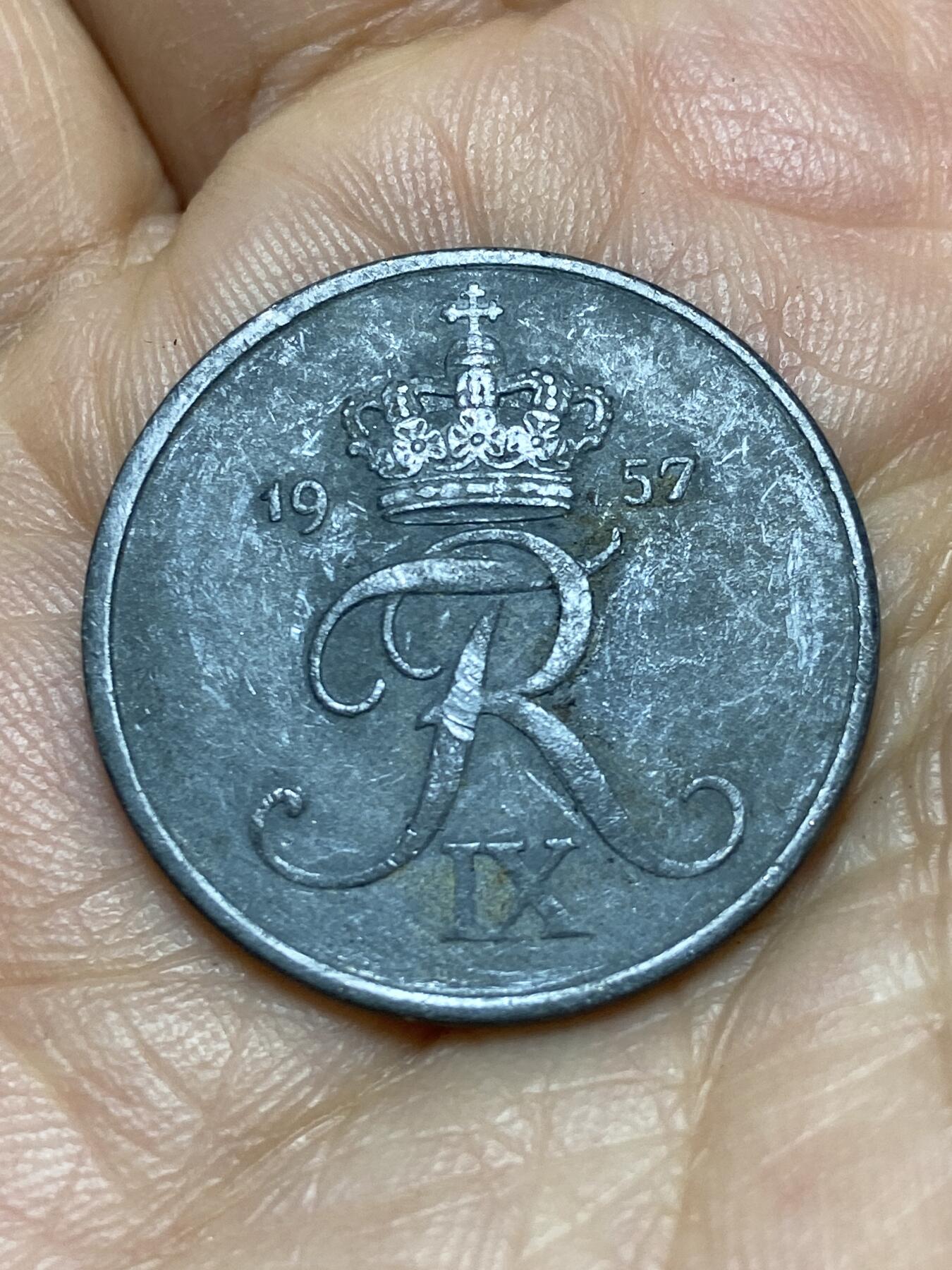 2026年第十一场(总第一百八十场）外国好品散币场(免佣金) 丹麦🇩🇰1957年5欧尔(弗雷德里克九世第二版，C; S版)