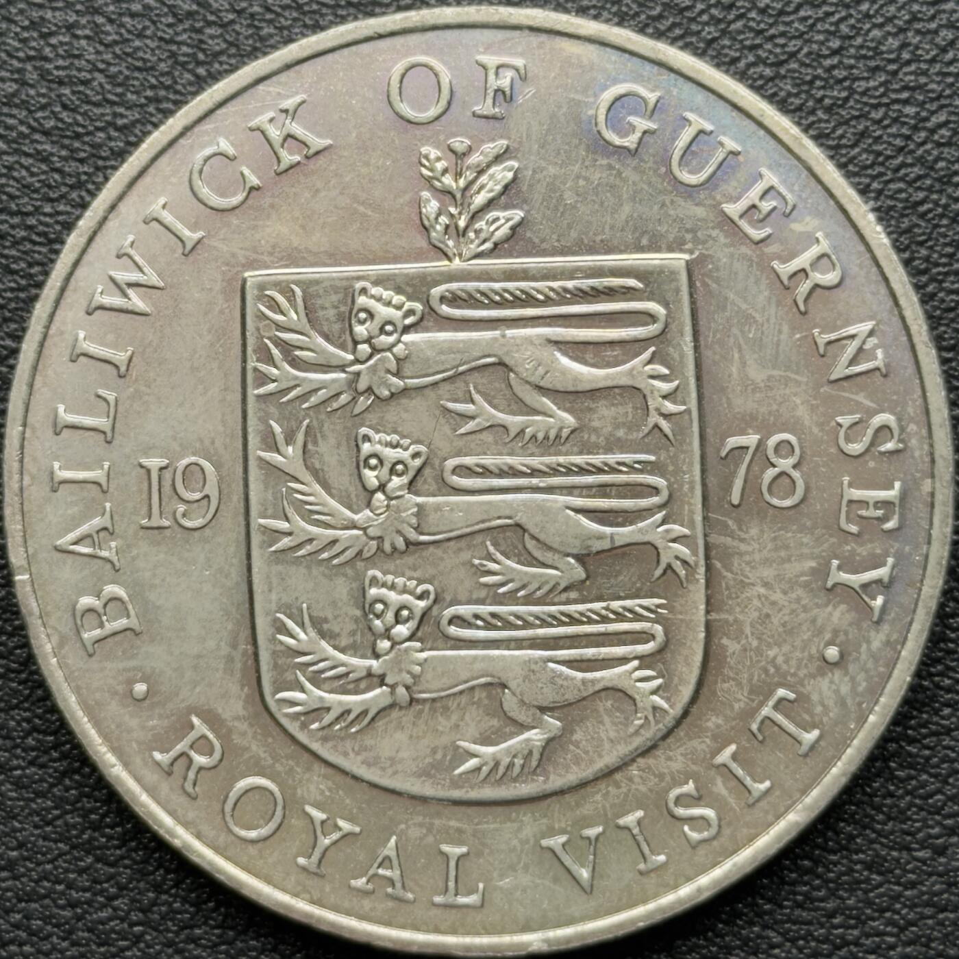 ＜星葵钱币社＞散币克朗场第68期·1月23日发货 根西岛1978年皇家访问25便士克朗型纪念币