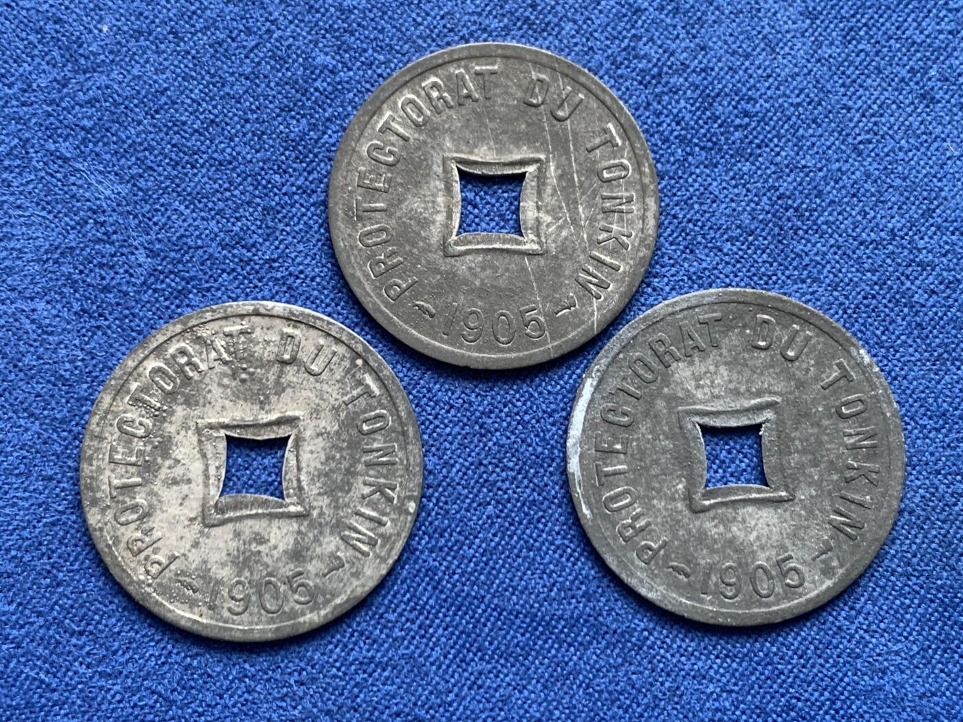 《竞宝斋》第459场 周日，周一，2场连拍 （全场包邮）欢迎送拍 三枚一组 法属安南1905年六百分之一锌币 世界上面值最小的硬币