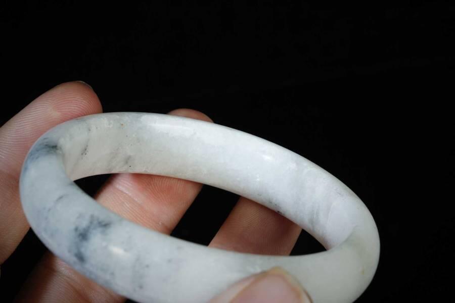 上海都达杂项专场三（全场包邮） 天然和田玉点墨青花手镯86-37