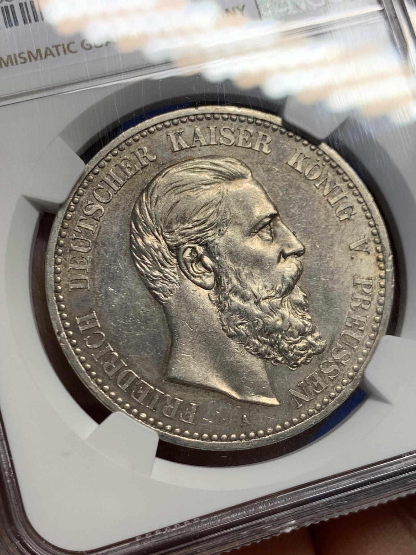 《竞宝斋》第459场 周日，周一，2场连拍 （全场包邮）欢迎送拍 NGC AU58 德国普鲁士三皇之年1888年弗里德里希三世5马克大银币