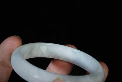 上海都达杂项专场三十四【年后发货全场包邮】  天然冰糯种翡翠手镯86-41