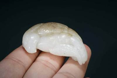 上海都达杂项专场三十四【年后发货全场包邮】  天然和田白玉精雕《鸢飞鱼跃》挂件86-6