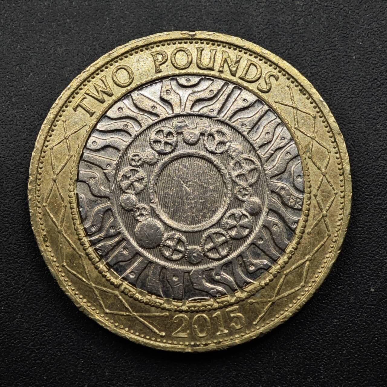 【淘币小摊】实时拍第八百五十拍   散币银币场   满百包邮可预留二周 每周一统一发货   英国2015年2镑双色币