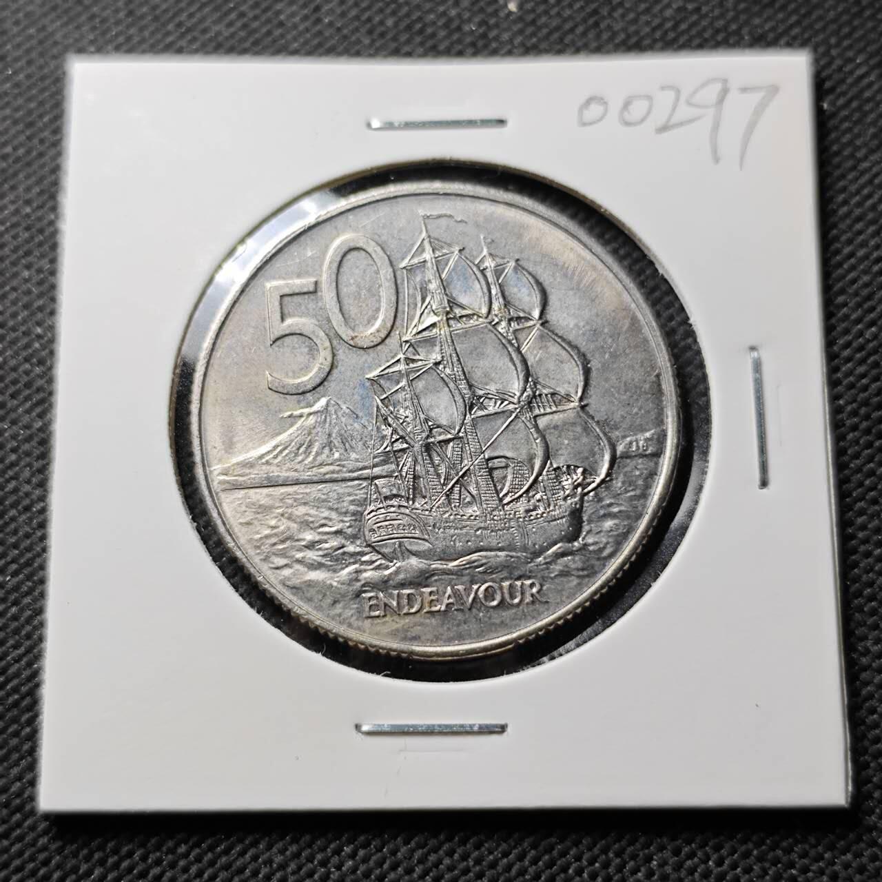 KK钱币收藏小铺  第400期  百期特拍（四拍之四）2月预留时间 周末发货  1985新西兰50分 加拿大带铸 浅雕版 带光品