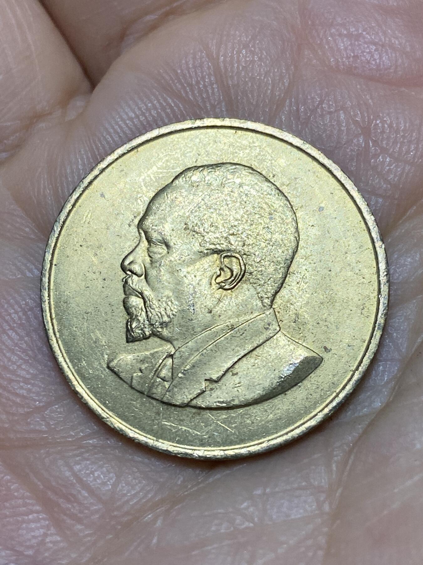 2026年第十一场(总第一百八十场）外国好品散币场(免佣金) 肯尼亚🇰🇪1967年5分(独立后首套无字版)