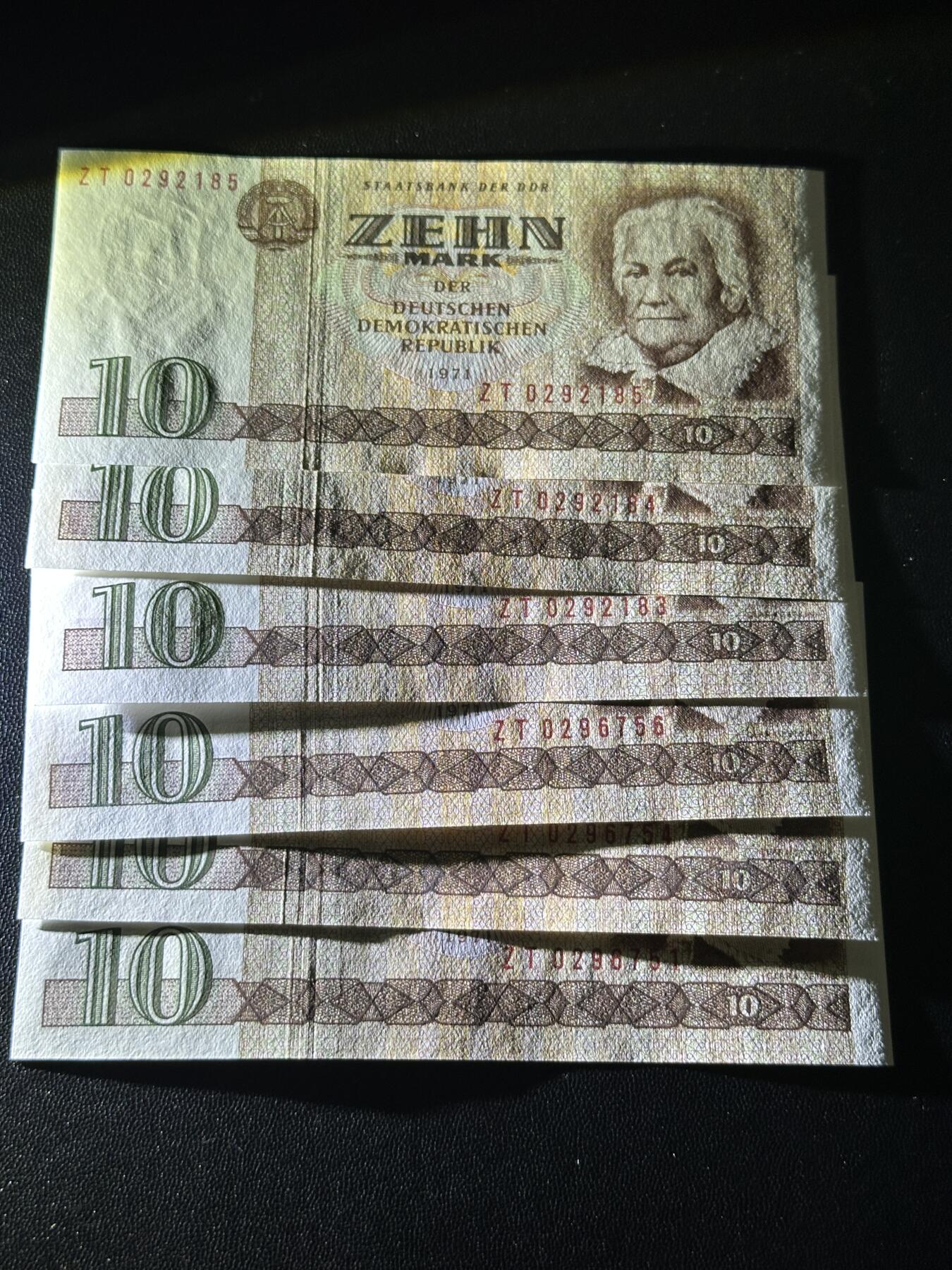 《外钞收藏家》第六百零三期（精选场）（本平台长期征集拍品、欢迎藏友们联系合作） 1971年东德10马克 全新UNC 六张一起 部分连号