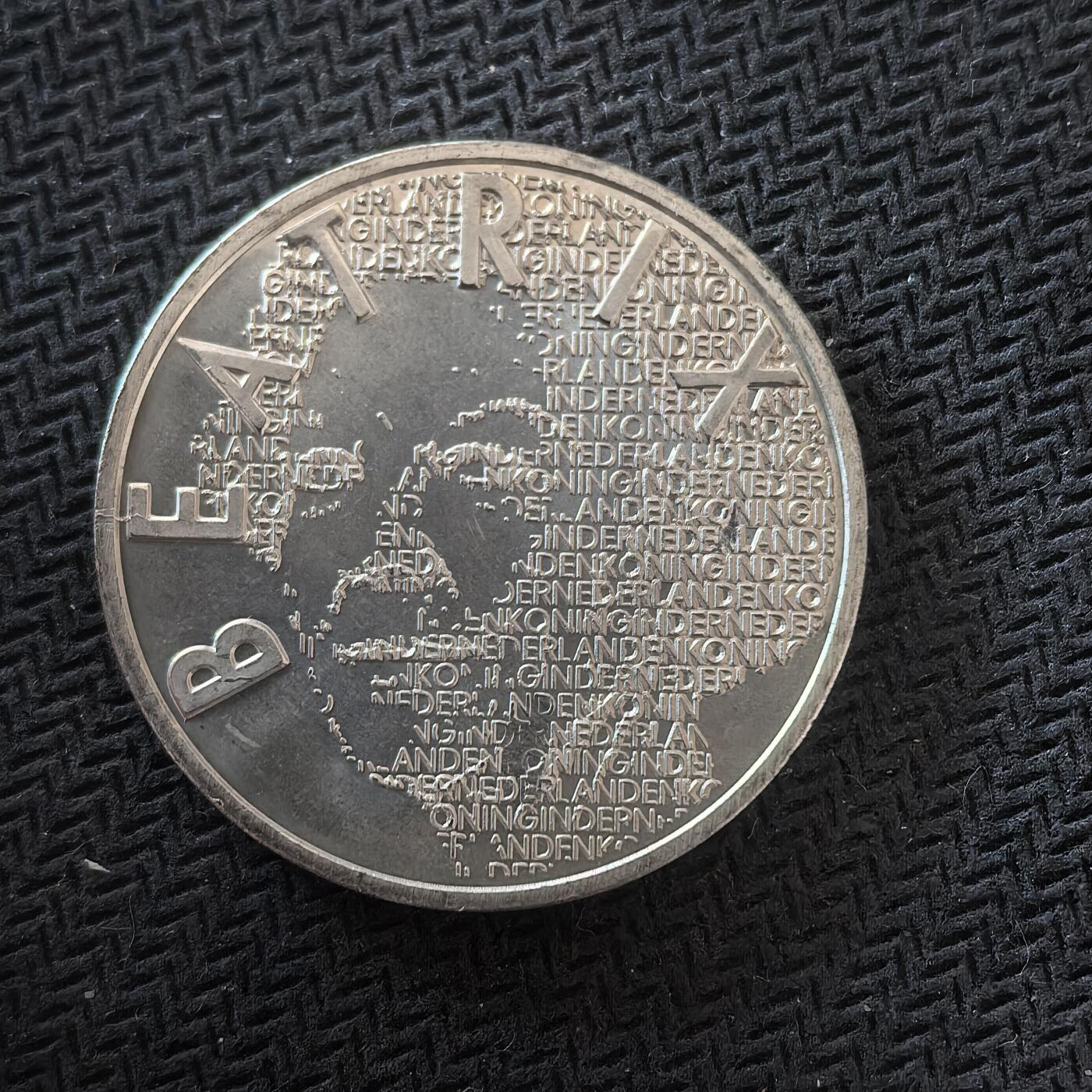 道一币馆币章第一百六十四场 荷兰2003年画家梵高诞辰250周年5欧元银币  11.9g 925s