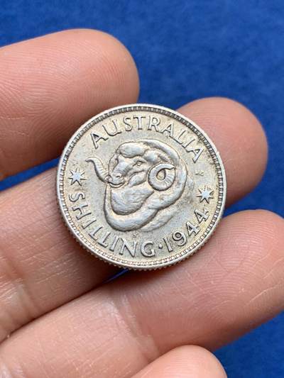 《竞宝斋》第459场 周日，周一，2场连拍 （全场包邮）欢迎送拍 - 澳大利亚1944年乔治六世1先令银币 5.62g 925银