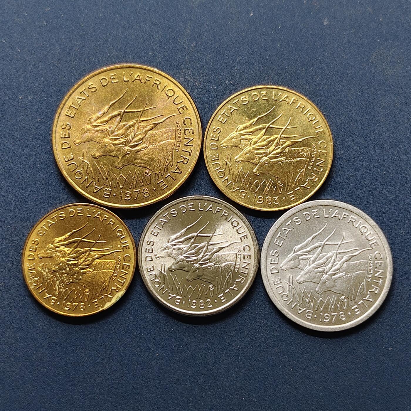 【全场包邮】纯粹捡漏拍496场-持续更新中  非洲中部地区1978-1983年三羚羊5枚套币 BU品相