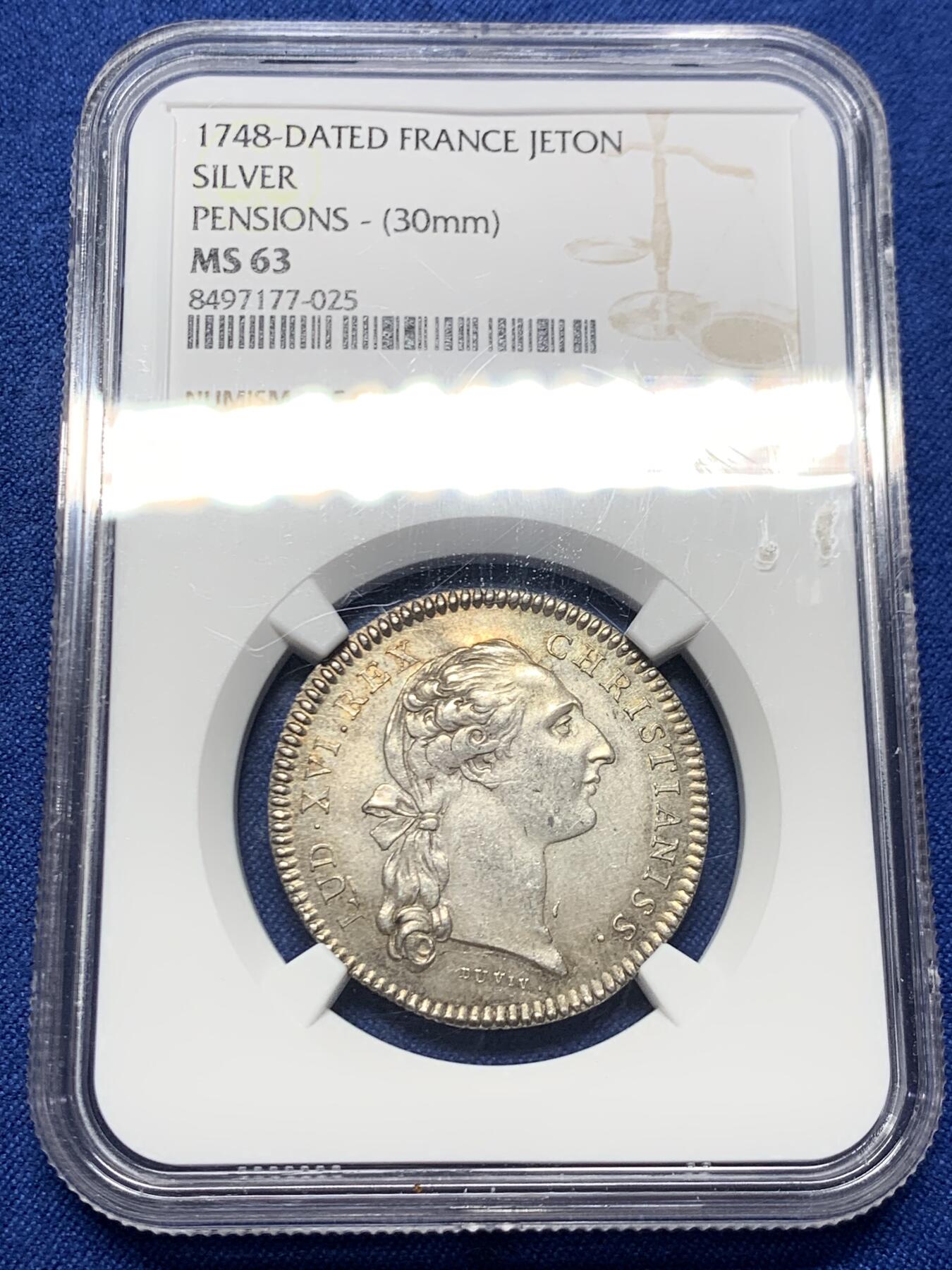 《竞宝斋》第459场 周日，周一，2场连拍 （全场包邮）欢迎送拍 NGC MS63 法国1764年路易十五退休金jeton 五彩原光 状态难得 jeton中比较少见的品种 足够自藏的品质