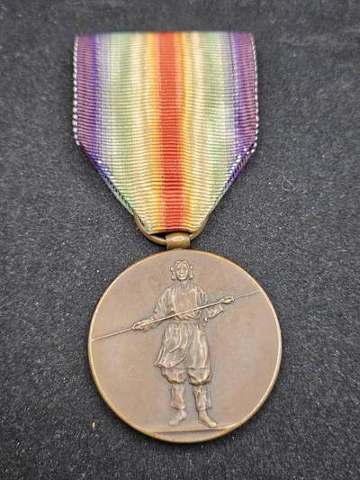 0元起拍勋章 第327期 咸鱼国勋章拍卖专场 1月21日（周三）下午6：00开始 - 一战战捷纪章