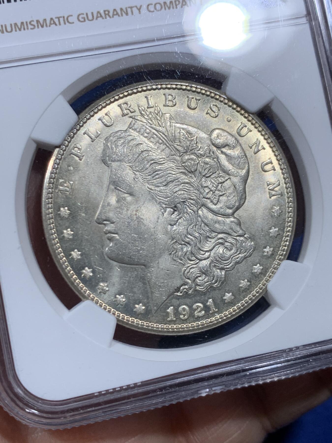 《竞宝斋》第459场 周日，周一，2场连拍 （全场包邮）欢迎送拍 NGC MS65 美国1921年S版摩根1美元银币 非常见的1921版本 难得