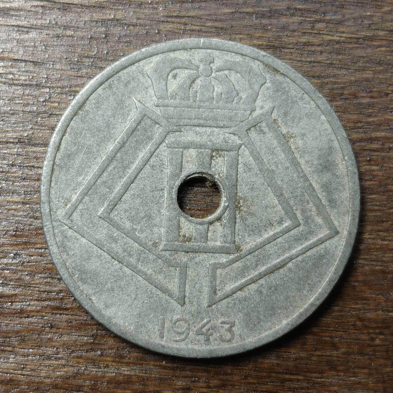 【铜匠收藏】★第138场★散币场。不寄存，30包邮。不满30元，支付5元运费。《接受代拍 代送NGC评级》 58【无寄存】【铜匠收藏】1943年 德国占领比利时 25分 中孔锌币