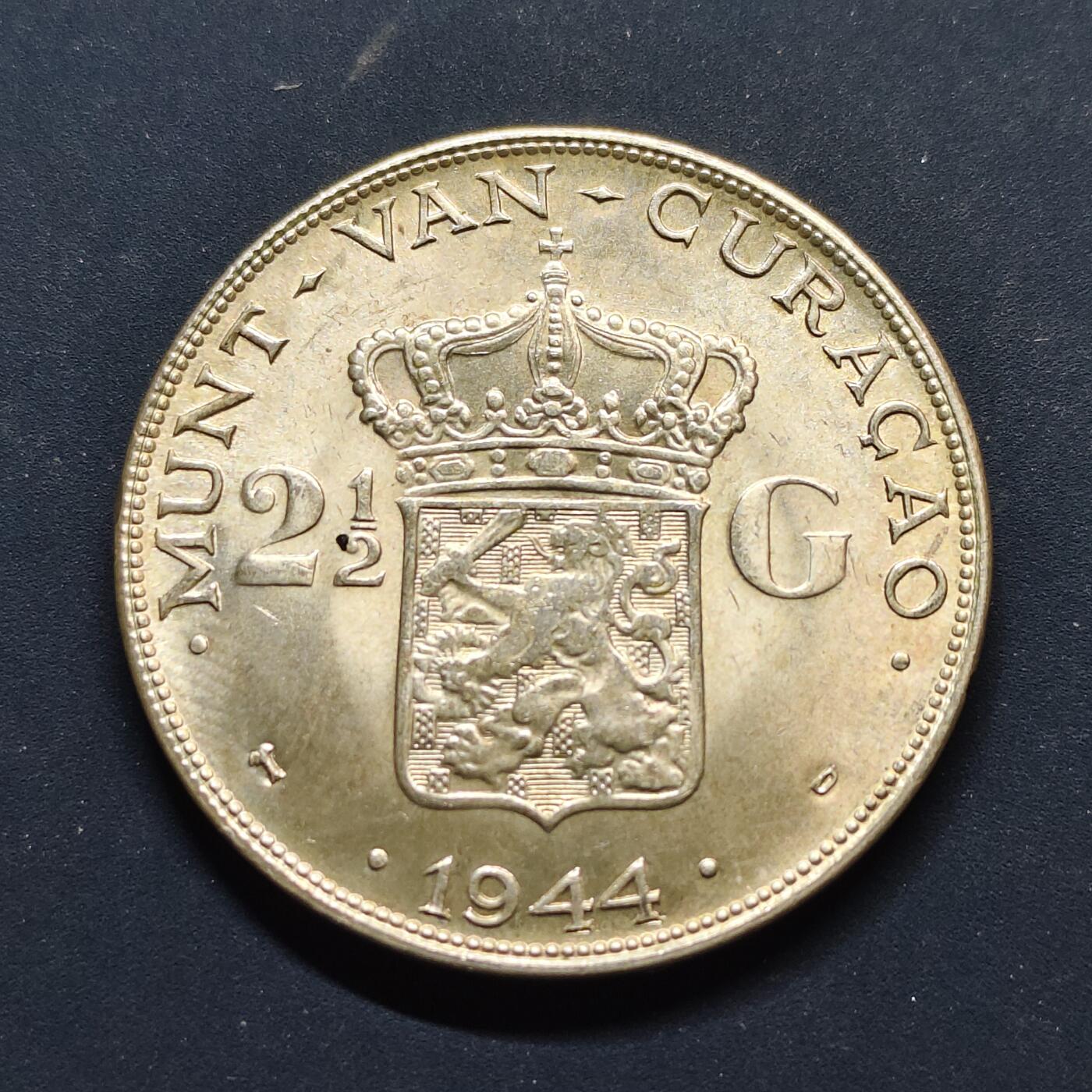 【全场包邮】纯粹捡漏拍497场-持续更新中 库拉索1944年威廉明娜女王2.5盾银币【38毫米25克72%】