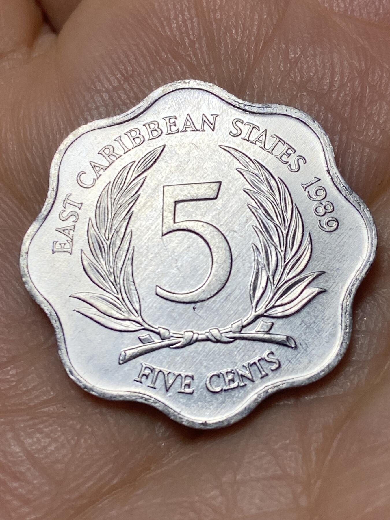 2026年第十一场(总第一百八十场）外国好品散币场(免佣金) 东加勒比1989年5分(伊丽莎白二世中年花冠，第二版)