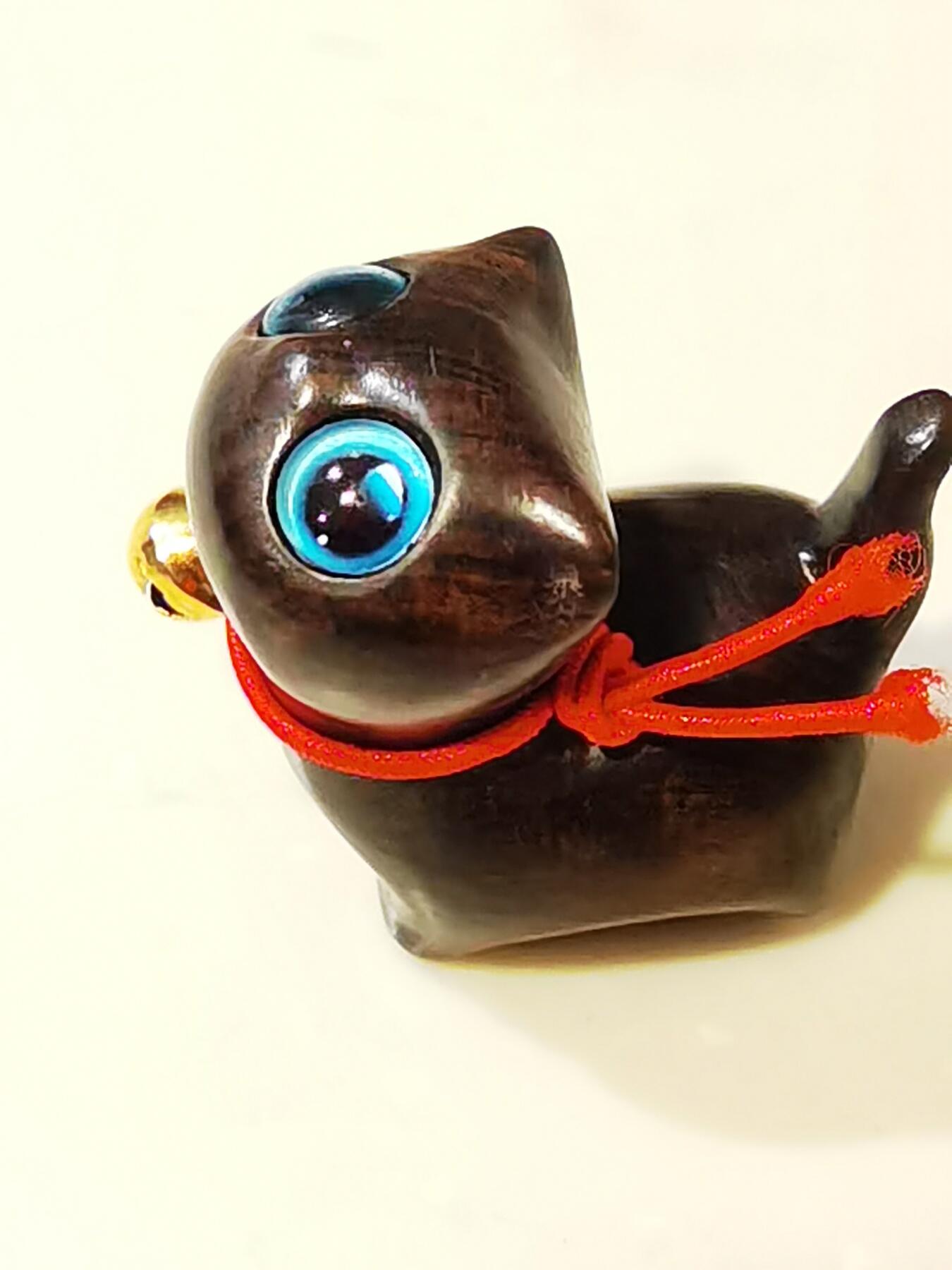 超可爱的卡姿兰大眼睛木雕小猫咪