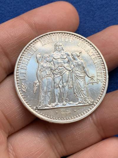 《竞宝斋》第459场 周日，周一，2场连拍 （全场包邮）欢迎送拍 - 法国1966年大力神10法郎银币 带光