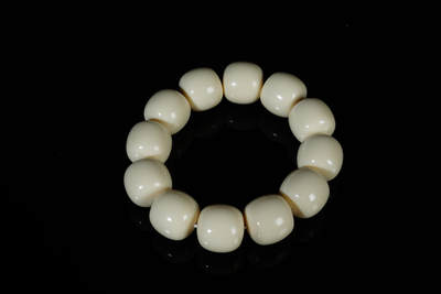 上海都达杂项专场二（全场包邮） - 老型珠1.9手串