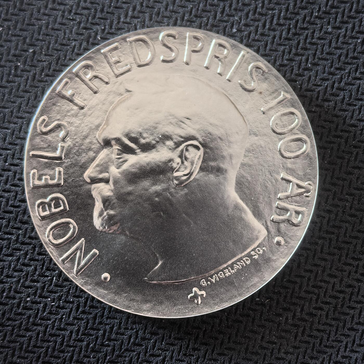 道一币馆币章第一百六十四场 挪威2001年诺贝尔百年100克朗纪念银币  33.6g 925S 50000