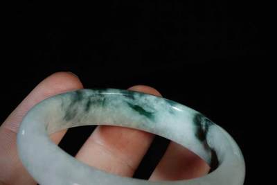 上海都达杂项专场三十四【年后发货全场包邮】  天然冰糯种带绿翡翠手镯68-40