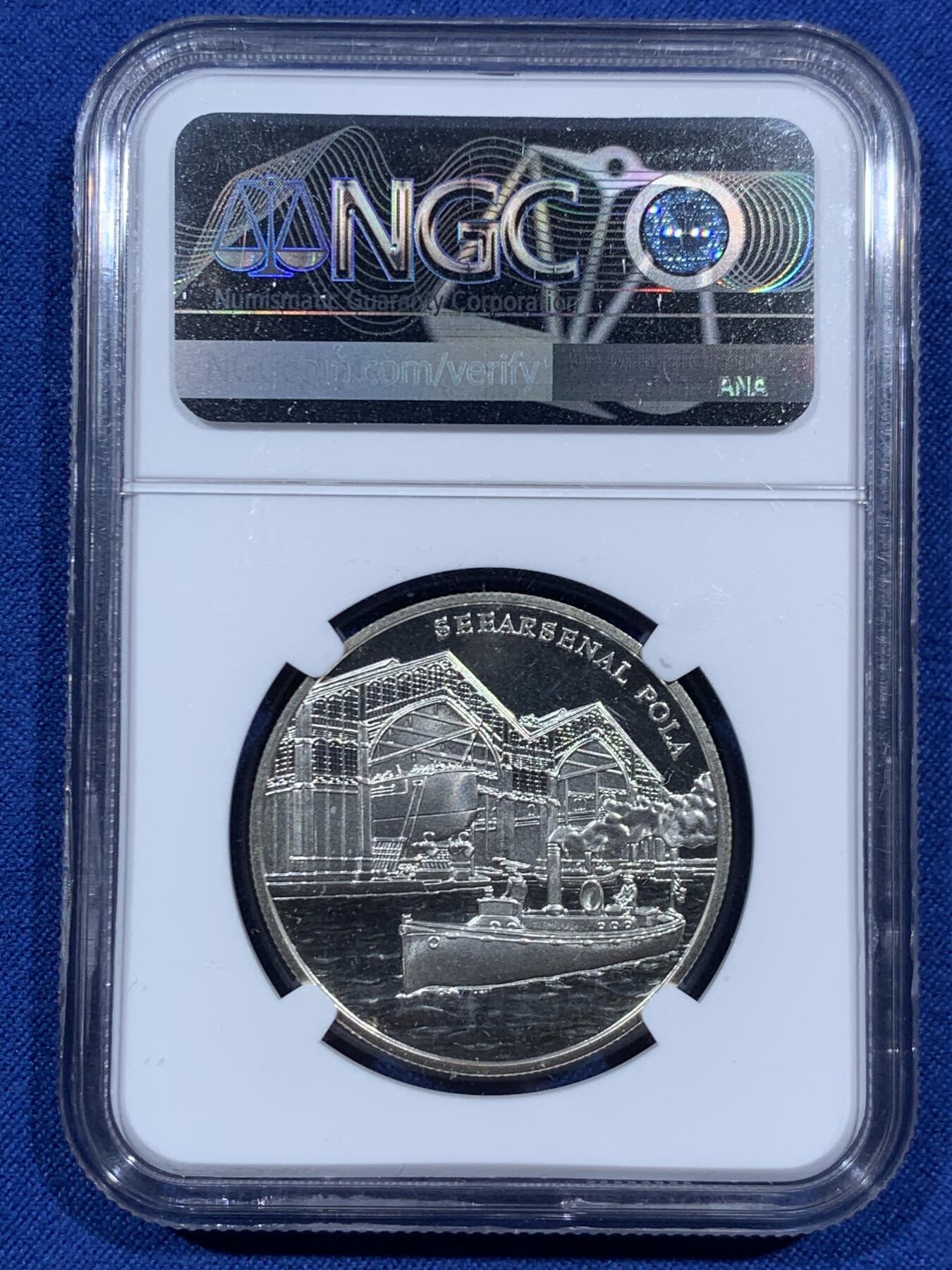 《竞宝斋》第459场 周日，周一，2场连拍 （全场包邮）欢迎送拍 NGC PF69UC 奥地利2005年获奖银币，克劳斯最佳银币。 圣乔治号战列舰，20欧元，精制纪念银币