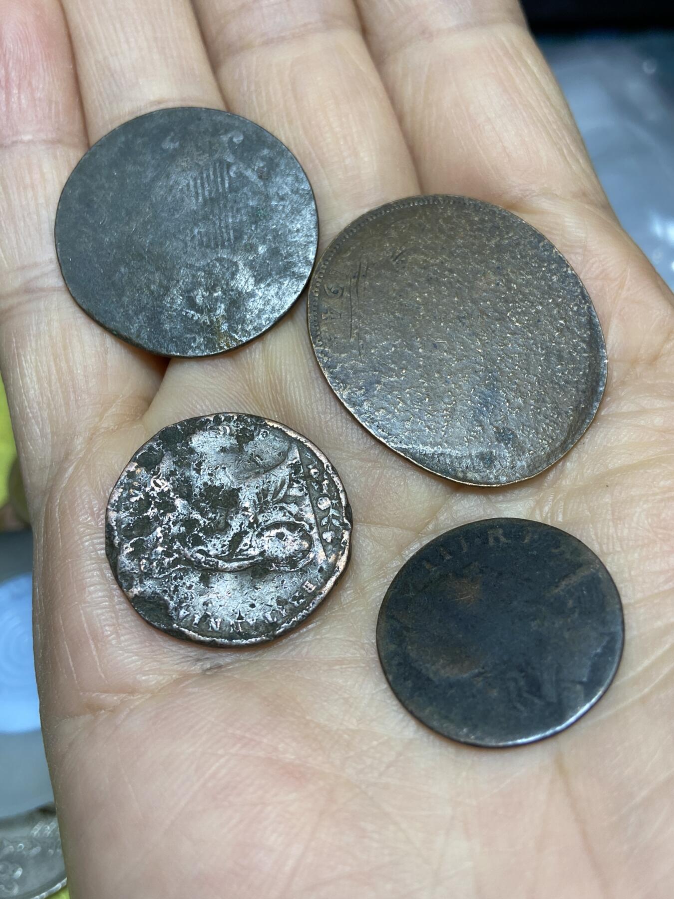 2026年第十一场(总第一百八十场）外国好品散币场(免佣金) 大尺寸差品铜币4枚