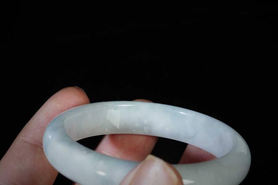 上海都达杂项专场三（全场包邮） 天然冰糯种翡翠手镯86-41