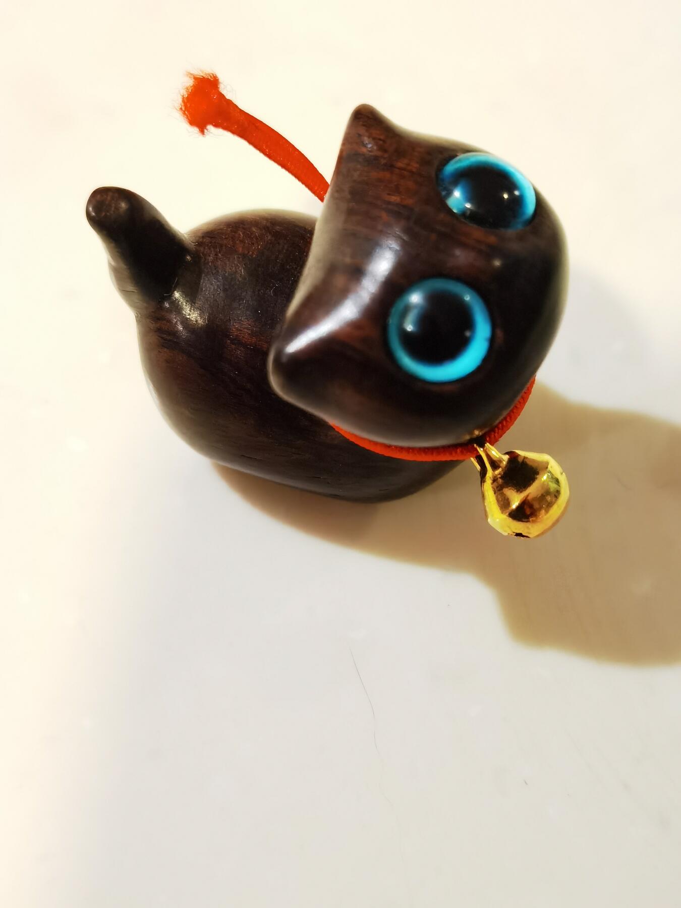 超可爱的卡姿兰大眼睛木雕小猫咪