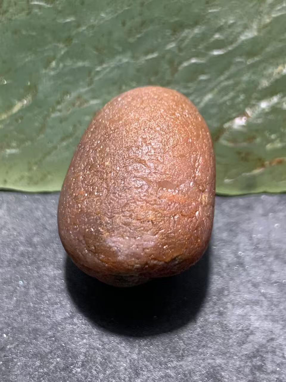 精美水冲籽川料南红玛瑙原石一颗