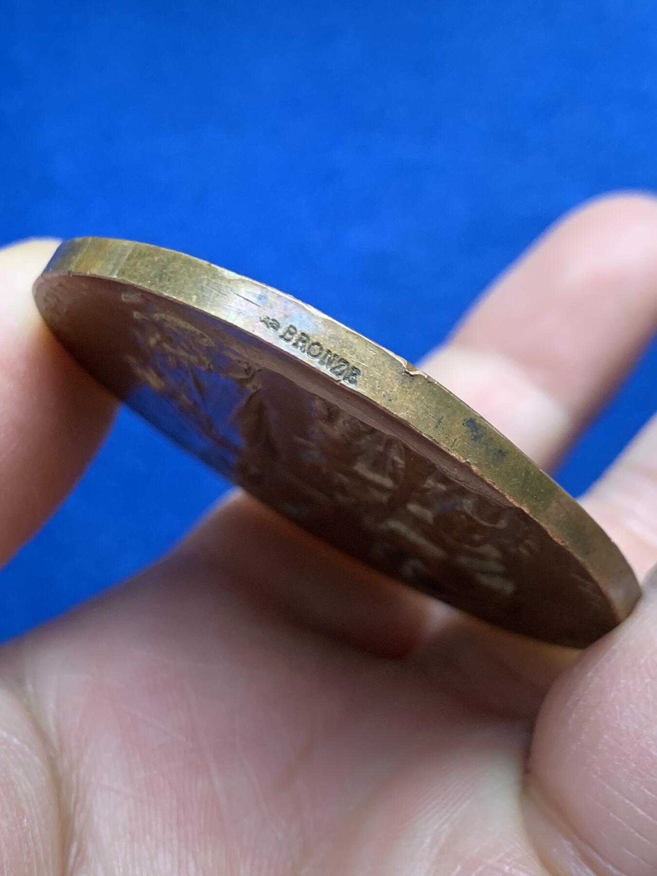 《竞宝斋》第459场 周日，周一，2场连拍 （全场包邮）欢迎送拍 法国军事准备铜章 正面戎装玛丽安娜侧像 奥古斯特·罗蒂(O.Roty)作品 58.9克 50.8mm 丰饶角铜标