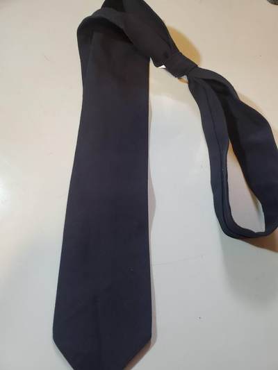 韵星假日拍卖第三十七期 -- Rimey Holidays Auction 37 - 民主德国国家人民军领带一条 带厂标