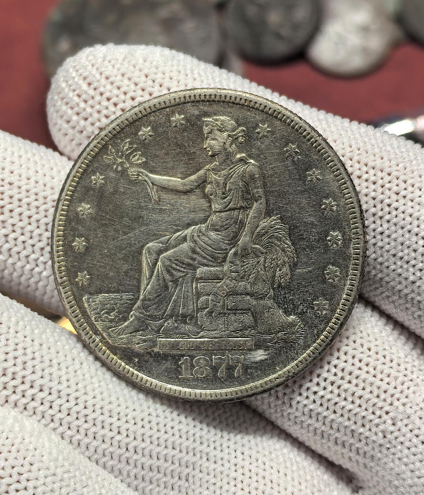 南宋泉阁俄币 外币 国币 专场第二十一期 【送拍无额外佣金】 美国 1877年 拿花一美元银币 美国贸易银 高点不错 细节都在 好品