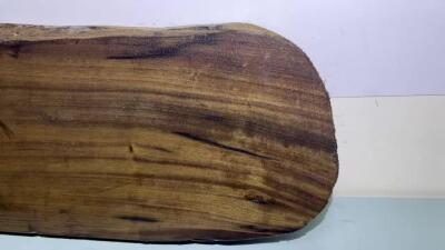 零元拍：01-17-3乌木金丝楠 茶盘 金丝爆满 香味满满。尺寸约：66.5/21.5/厚3.7CM。5斤多重