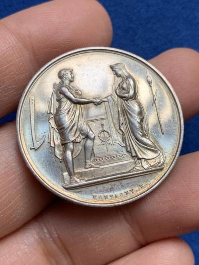 《竞宝斋》第459场 周日，周一，2场连拍 （全场包邮）欢迎送拍 - 法国婚姻与爱情纪念银章，17.87g，34.6mm，蜜蜂边铭