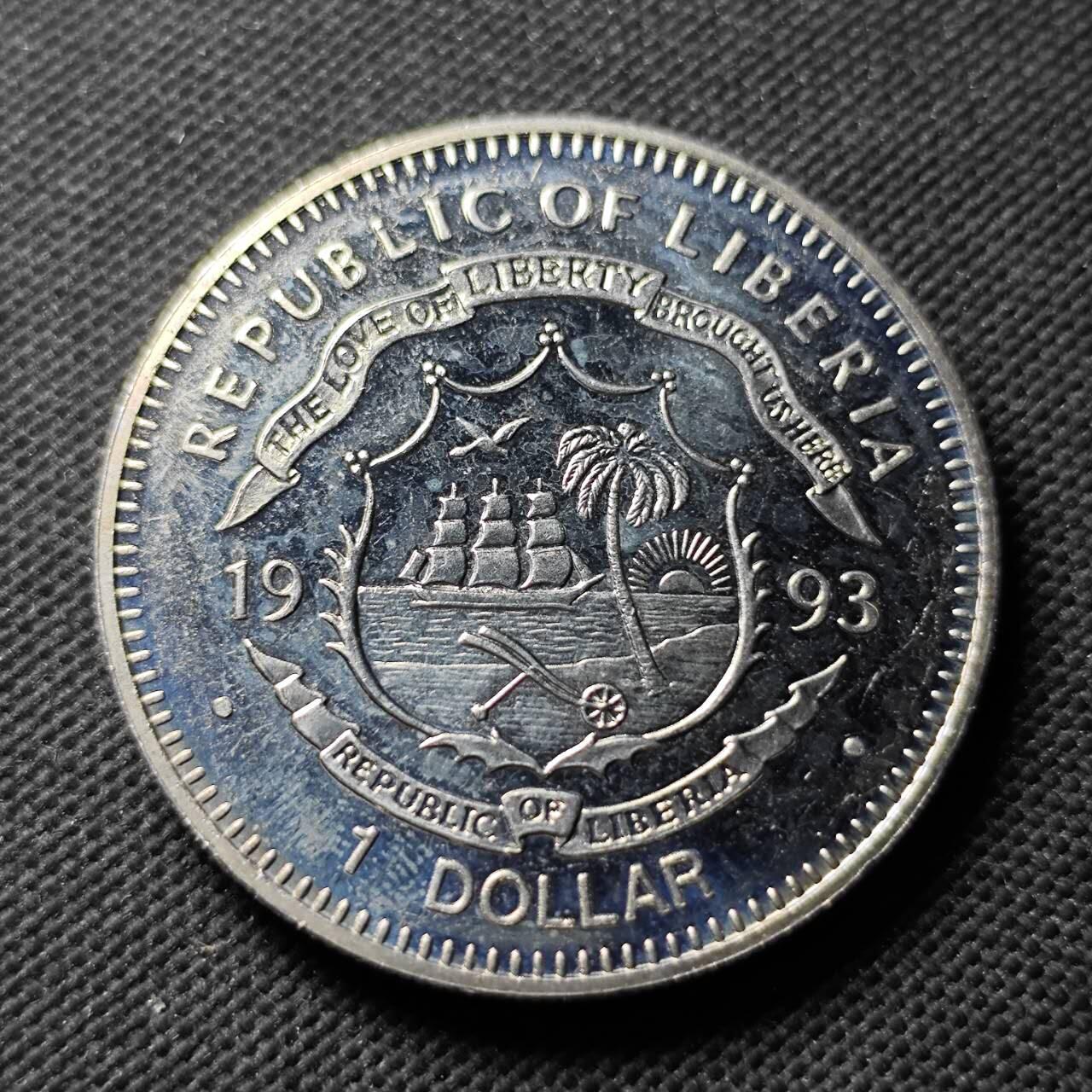 KK钱币收藏小铺  第400期  百期特拍（四拍之四）2月预留时间 周末发货  利比里亚1元纪念币 恐龙